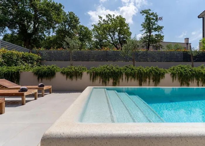 Modern Molindrio With Pool In * Porec