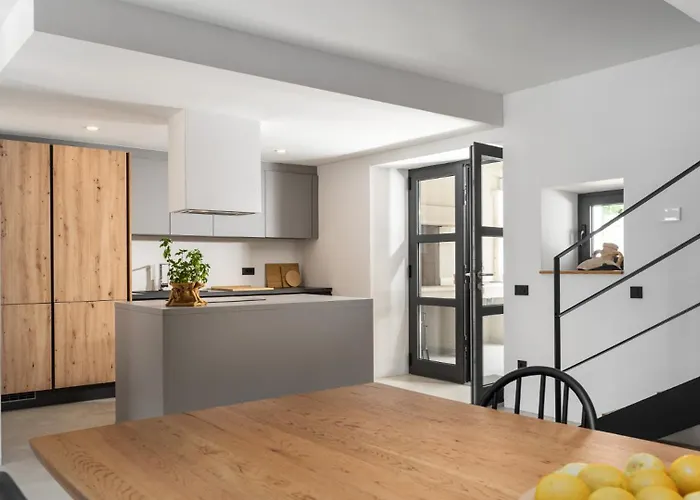 Modern Molindrio With Pool In Villa Porec