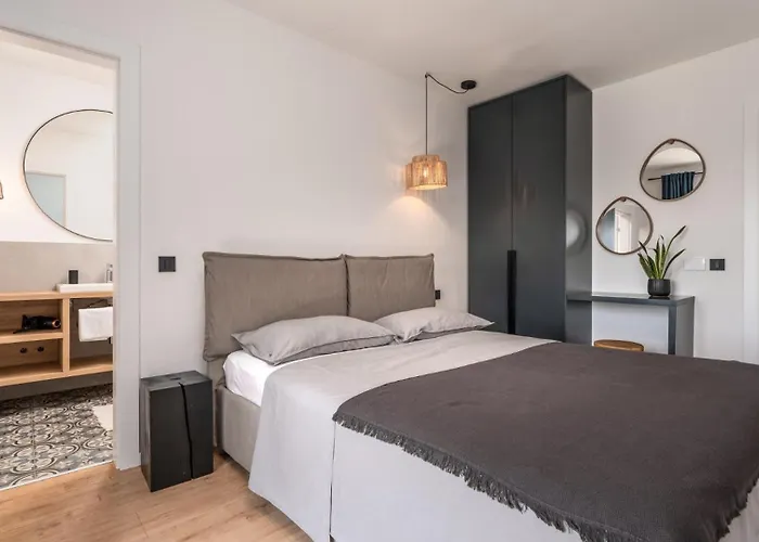 Modern Molindrio With Pool In Villa Porec