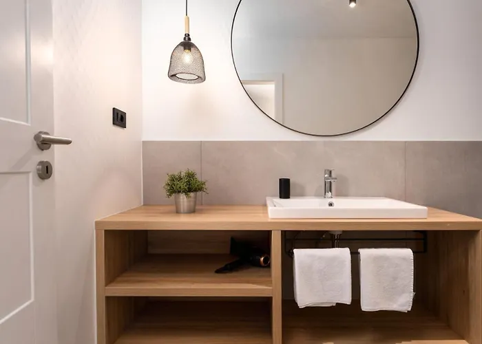 Modern Molindrio With Pool In 빌라