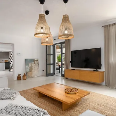 Modern Molindrio With Pool In Βίλα Πόρετς