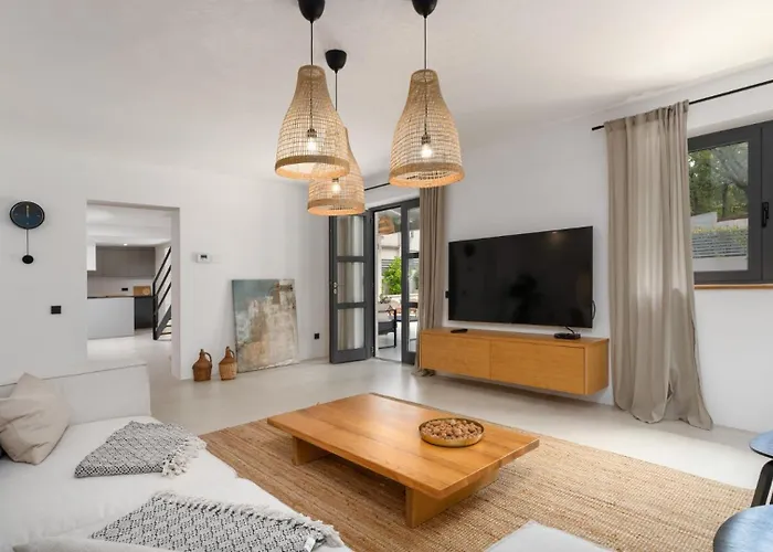 Modern Molindrio With Pool In Βίλα Πόρετς